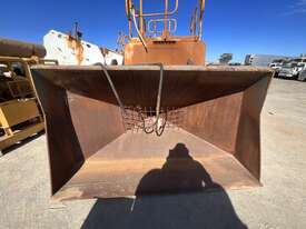 Shot Hole Filling Bucket - picture0' - Click to enlarge