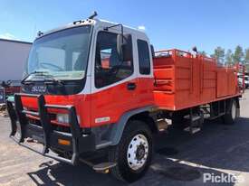 1999 Isuzu FVR900 Fire Truck - picture2' - Click to enlarge