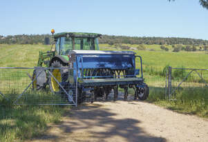 Agrowdrill AD083 Seed Drill | 17x159mm (2.70m) | Double Disc