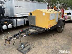 2005 Classic Trailers Single Axle Water Tanker Trailer - picture0' - Click to enlarge