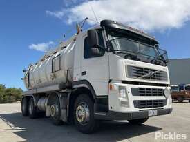 2005 Volvo FM12 Vacuum Excavation System - picture0' - Click to enlarge