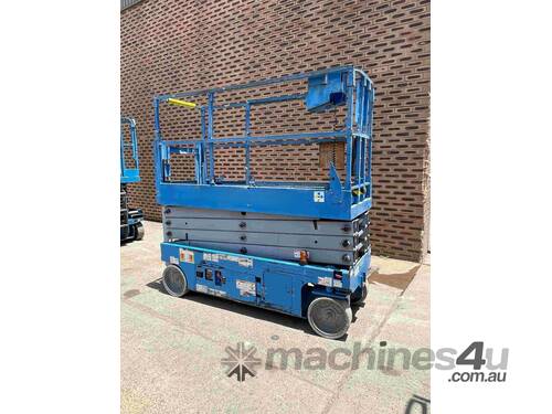 USED GENIE 26FT NARROW ELECTRIC SCISSOR LIFT