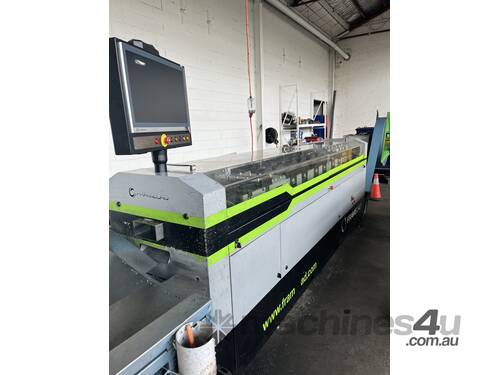 FRAMECAD F325iT Roll Forming Equipment is suited to construct walls, floors and roofs