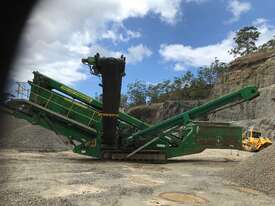 McCloskey S190 Triple Deck Screener - picture1' - Click to enlarge