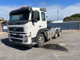 2003 Volvo FM MK2 Prime Mover Day Cab - picture1' - Click to enlarge