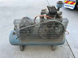 Air Compressor - picture0' - Click to enlarge