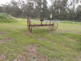 Vintage Horse Drawn Hay Rake - picture2' - Click to enlarge