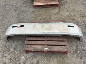 Kenworth Front Bumper - picture0' - Click to enlarge