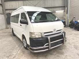 2006 Toyota Hiace Commuter Bus T/Diesel - picture2' - Click to enlarge