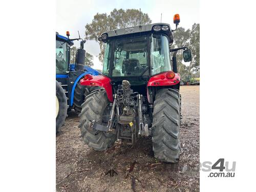 Massey Ferguson 5710