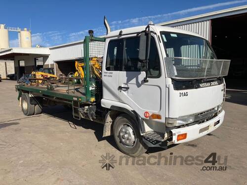 2001 Nissan UD MKB210 Skip Bin Truck