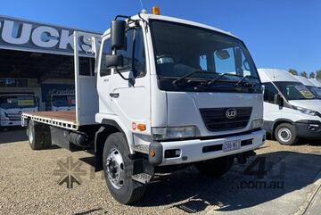 2010 UD PK9 White Tray Truck 7.7l 4x2