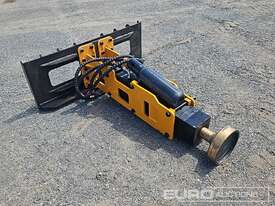 Unused GIYI Post Driver to suit Skidsteer Loader  - picture2' - Click to enlarge