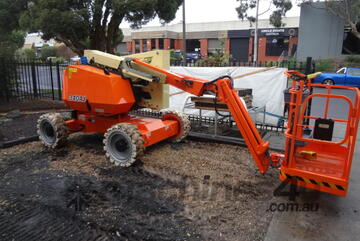 2011 JLG 340AJ - 4WD Diesel Knuckle Boom - In Compliance