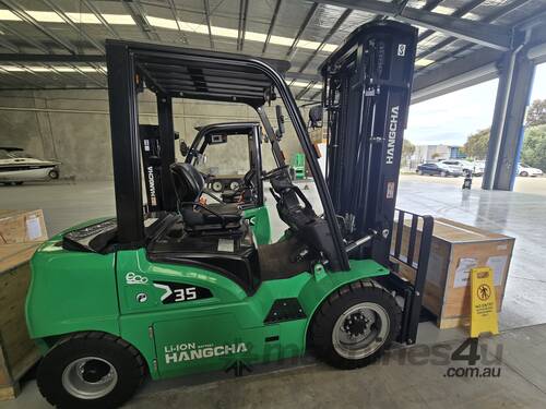 caption Hangcha Lithium Electric Forklift | 3.5T Capacity, 3500kg Lift | Solid Tyres and Side Shift