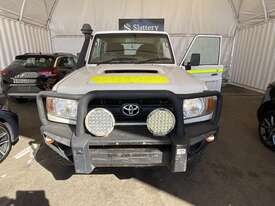 2011 Toyota Landcruiser Workmate Diesel - picture2' - Click to enlarge