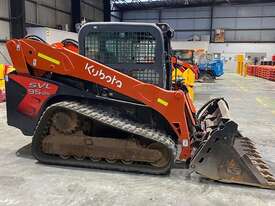 2017 Kubota SVL95-2S  - picture0' - Click to enlarge