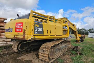 2017 KOMATSU PC300LC-8 BUNCHER WITH KF750 HEAD