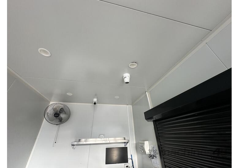 2022 3PE Build 20FT Container Cafe Fitout