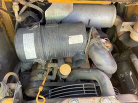 2005 John Deere 320 Wheeled Skid Steer - picture0' - Click to enlarge
