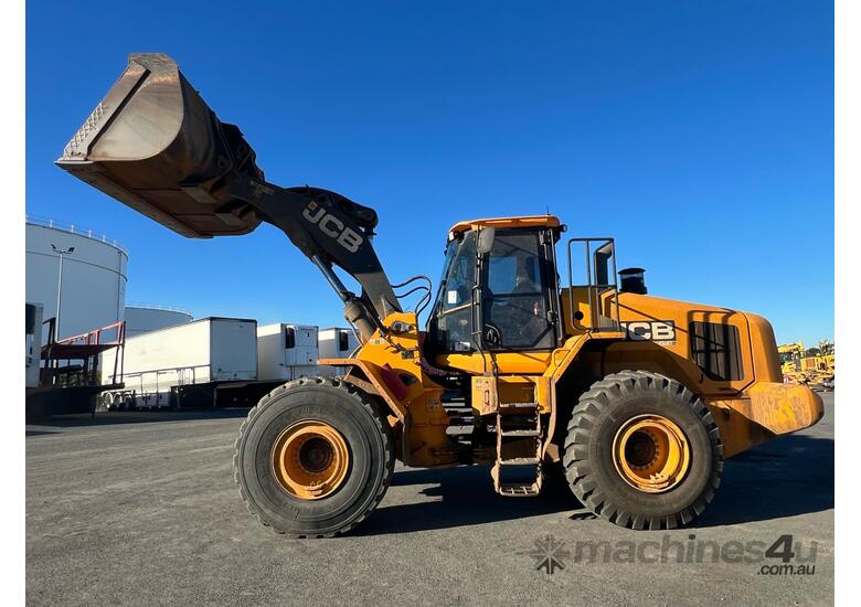 caption 2019 JCB 467ZX Articulated Loader