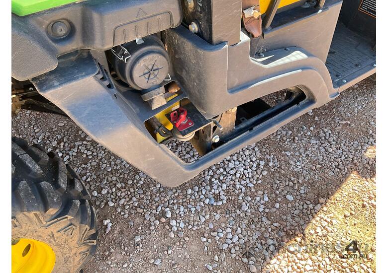 caption 2020 John Deere XUV865E ATV 4WD