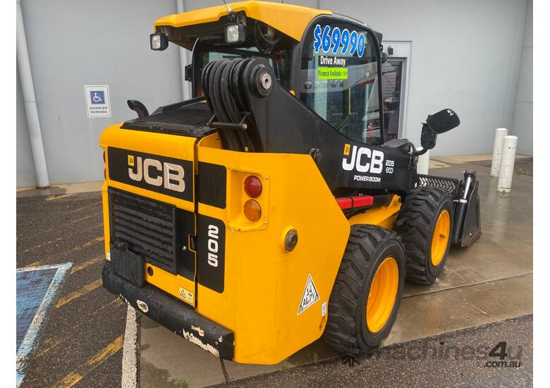 2015 JCB 205 SKIDSTEER LOADER  Wheeled Skidsteer Loader