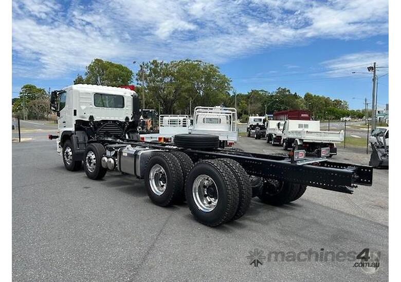 caption Hino FY 3036 AT LEAF 5925