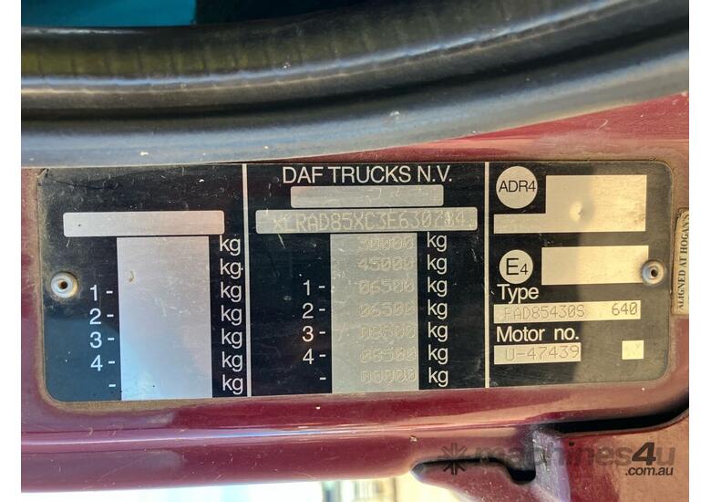 caption 2004 DAF FAD CF85 Tipper
