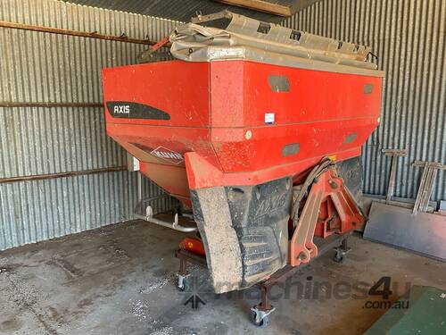 caption 2013 Kuhn AXIS 50.1 H-EMC-W Fertiliser Spreader