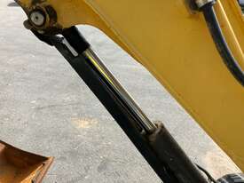2017 New Holland e17c Mini Excavator (Rubber Track) - picture0' - Click to enlarge