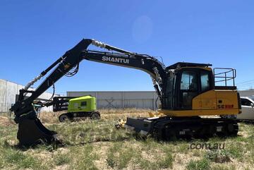 SE135 115hp Cummins engine13.5T operation weight excavator, Free 7 Attachments