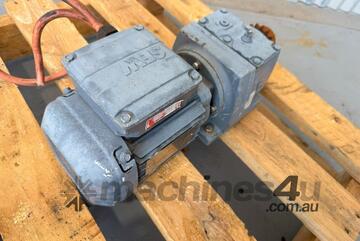 Geared Unit SEW 1.5KW Model R37 DRS71M4