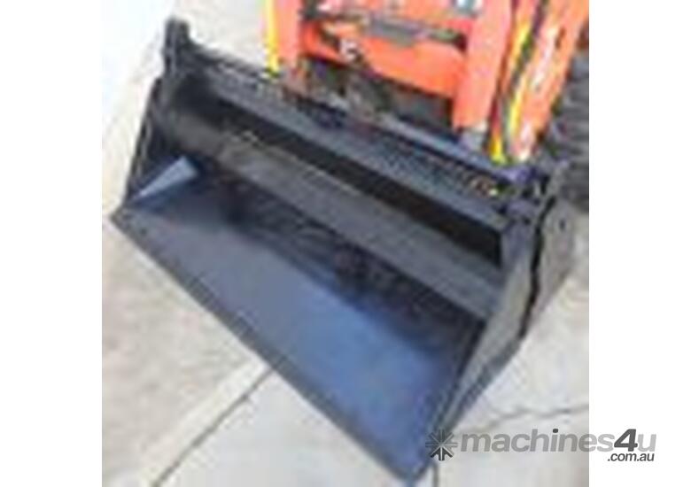 Kubota SSV75 Skid Steer Loader