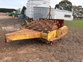 Coates  8 tonne ST Vibrating Sheep Foot Roller - picture0' - Click to enlarge