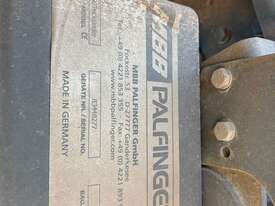 2015 Isuzu NNR 200 Pantech (Day Cab) - picture1' - Click to enlarge