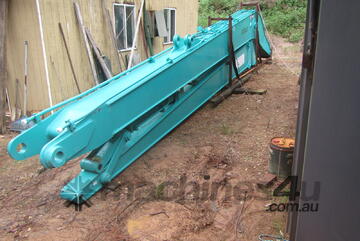Kobelco   Longreach Boom
