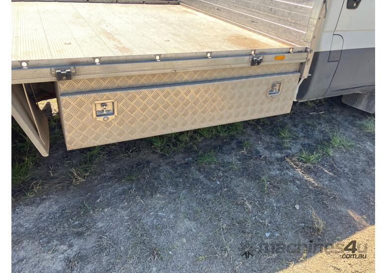 caption 2018 Iveco Daily 45 170 Table Top