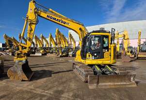 2020 KOMATSU PC138US-11 EXCAVATOR (E305) WITH TILT HITCH, GPS WIRING, BUCKETS AND 3400 HOURS