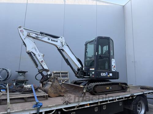 2016 Bobcat E35 Mini Excavator