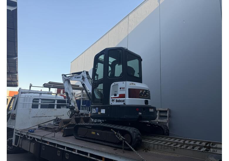 2016 Bobcat E35 Mini Excavator