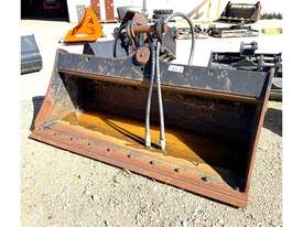 TILT BUCKET, 1500MM - picture0' - Click to enlarge