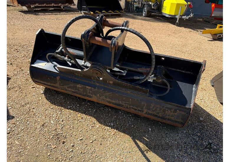 caption TILT BUCKET, 1500MM