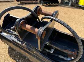 TILT BUCKET, 1500MM - picture1' - Click to enlarge
