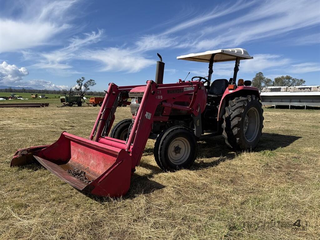 Used mahindra Mahindra 5500 Tractor w FEL Tractors (1150966) - Listed ...