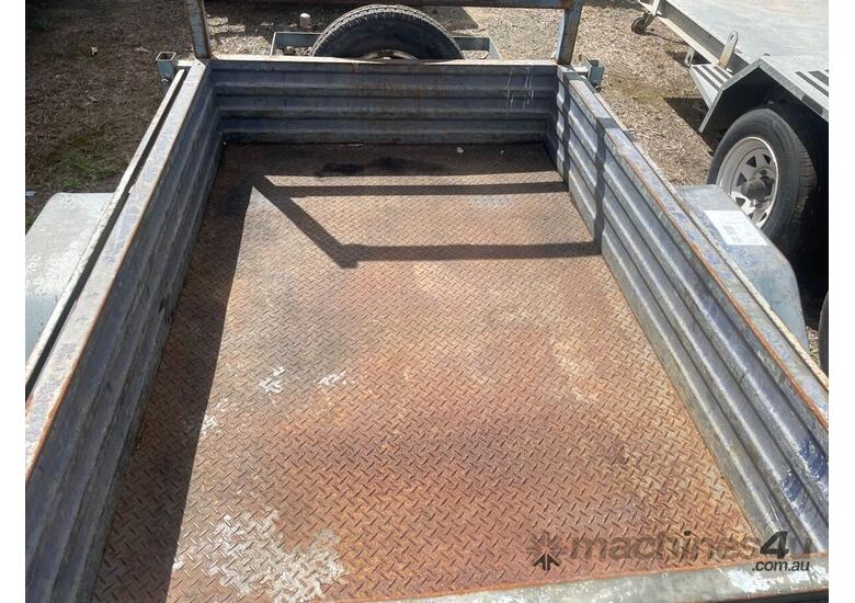 1994 Nathan Trailers Single Axle Box Trailer