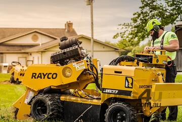 Rayco RG37 Stump Grinder - Petrol 37hp Engine