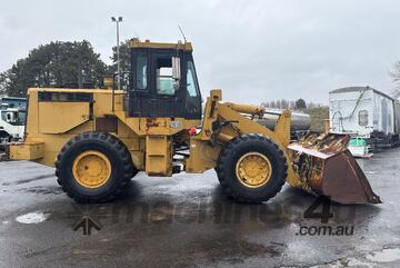 1999 Kawasaki Articulated Front End Loader 1999 Kawasaki Articulated Front End Loader