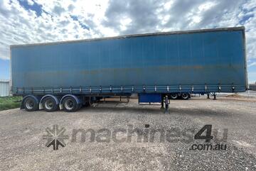 1989 Maxicube Curtainsider TriA Trailer 1989 Maxicube Curtainsider TriA Trailer