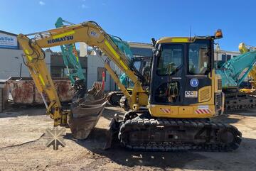 Komatsu 2017   Pc88mr-8